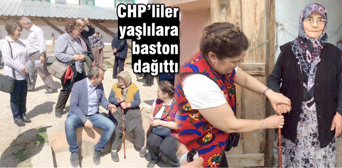 CHP vatandaşlara baston hediye etti