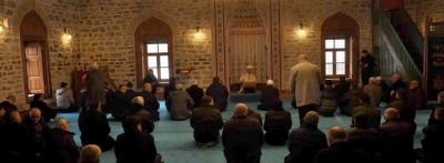 Kanuni Sultan Süleyman'ın yaptırdığı cami ibadete açıldı
