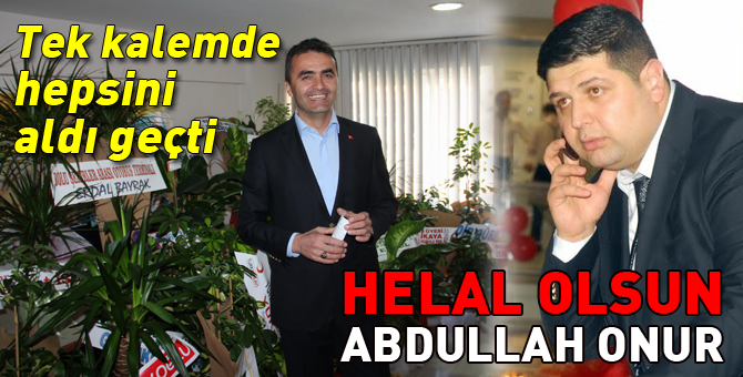 Abdullah Onur tüm çiçekleri aldı