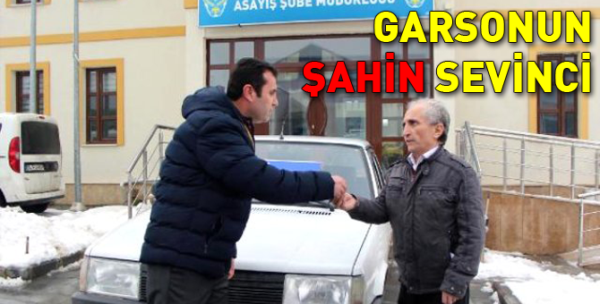 Şahin geri gelince garson havalara uçtu