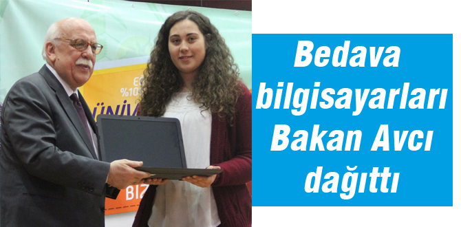 Öğrenciler bilgisayarlarına kavuştu