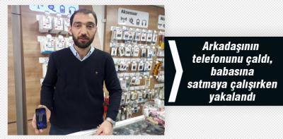 Çaldıkları telefonu satmaya gidince yakalandılar