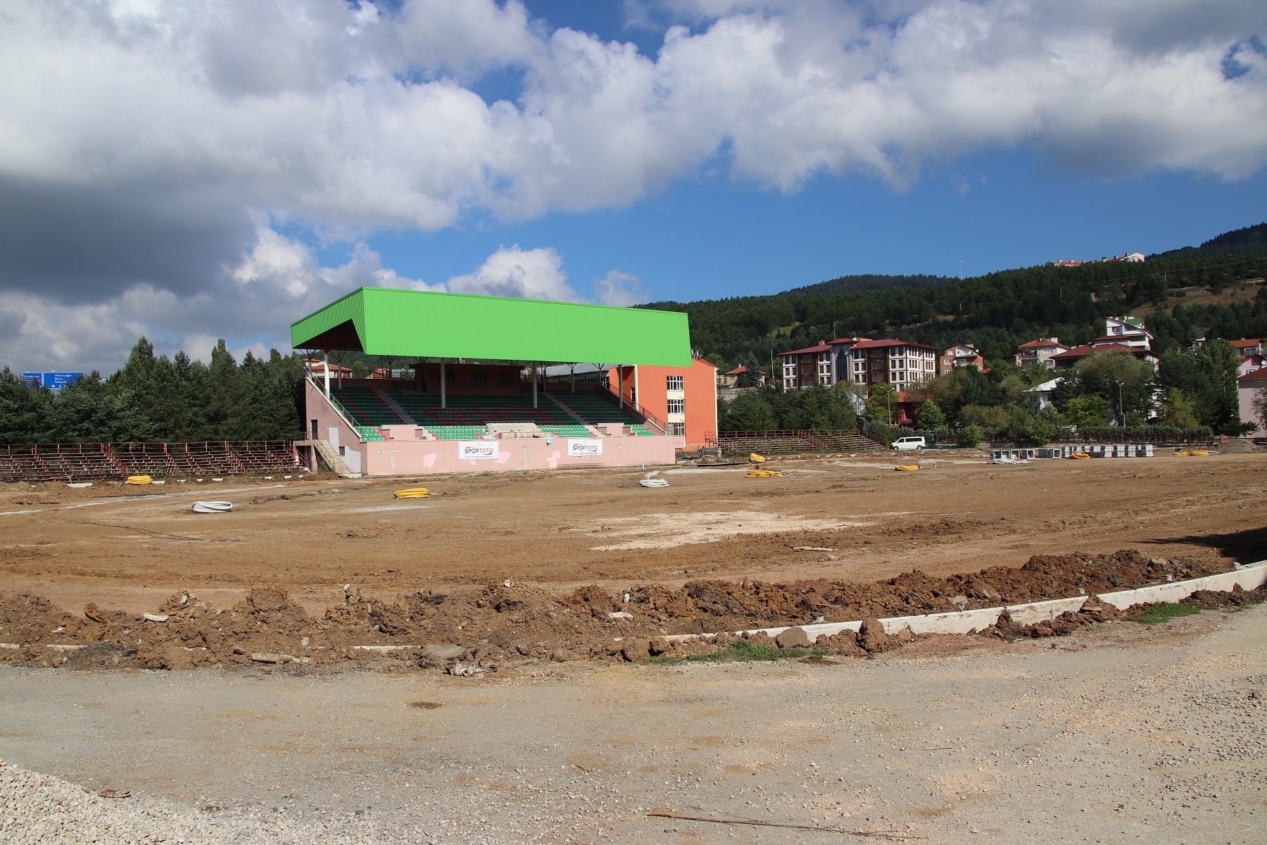 Şehir stadyumunda çalışmalar devam ediyor