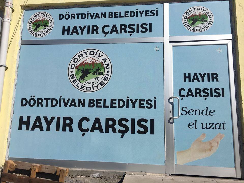 Hayır Çarşısı’nda bayram hareketliliği