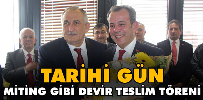 Miting gibi devir teslim töreni