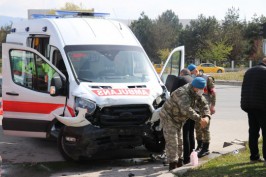 Bolu Dağı'nda sis ve sağanak etkili oluyor