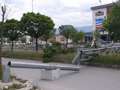 KAZA SONRASI D - 100 SAVAŞ ALANINA DÖNDÜ