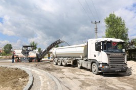 ŞEHİR İÇİ ULAŞIM AĞI SICAK ASFALTLA YENİLENİYOR