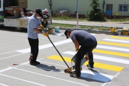 3 yaşındaki kazazede için ekipler seferber oldu