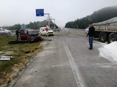 Bolu'da gençler tekme tokat birbirine girdi