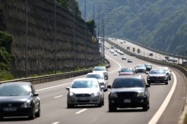 Bolulu olta balıkçıları Vali Kılıç'tan yardım istedi