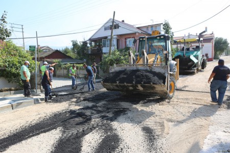 Ekipler çalışmalarını sürdürüyor