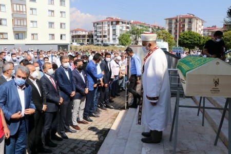 Çocukların attığı torpil evi işte böyle yaktı