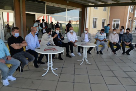 Bolulu olta balıkçıları Vali Kılıç'tan yardım istedi