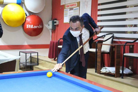 İlk vuruşu Abat ve Özdemir yaptı