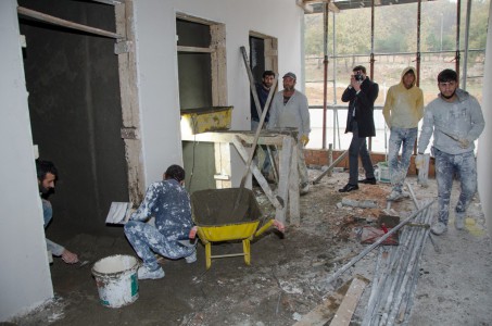 Kent merkezinde kaza: 4 yaşındaki kız ve annesi yaralandı