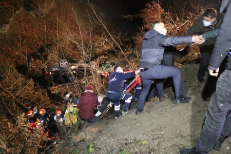 Bolu Dağı'nda sis ve sağanak etkili oluyor