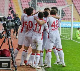 Bolulu olta balıkçıları Vali Kılıç'tan yardım istedi