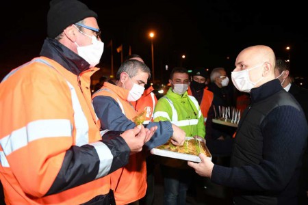 Hayatını 2 engelli çocuğuna adayan annenin hikayesi