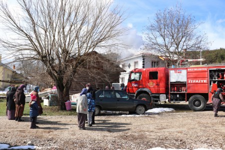 Çocukların attığı torpil evi işte böyle yaktı