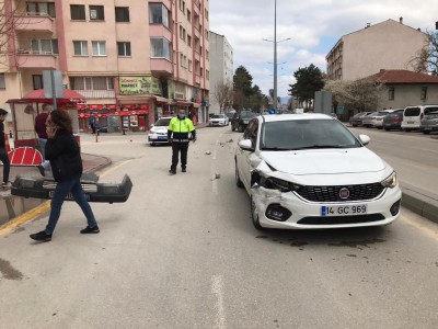 Tamponu bırakıp kaçtı