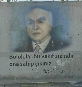 Bolu'da genç kızla papağanın inanılmaz dostluğu