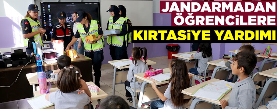 Bolu'da jandarma ekipleri öğrencilere kırtasiye malzemesi dağıttı