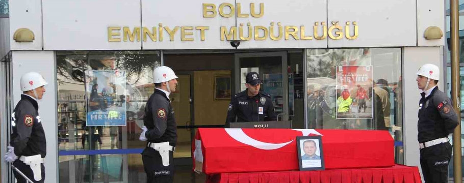 Bolu polisini üzen vefat haberi