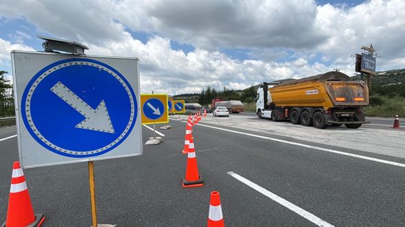 TEM'de 4 gün boyunca İstanbul istikametine trafik tek şeritten sağlanacak