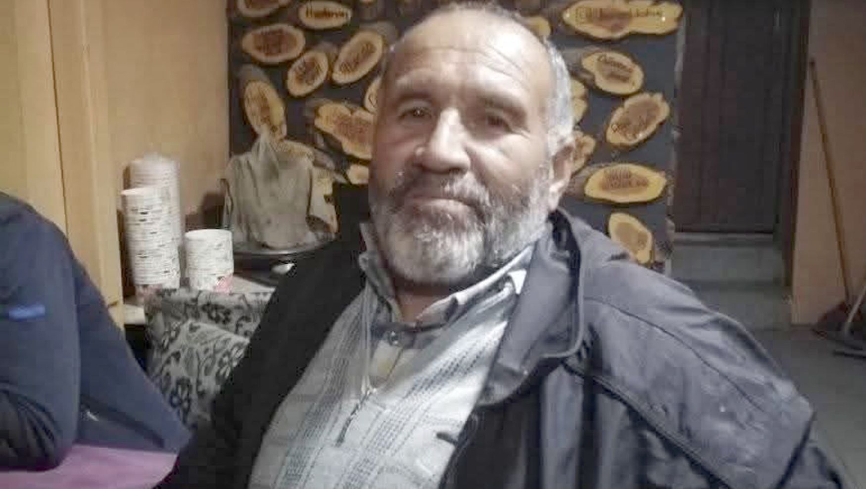 Ormanda kestiği ağaç üzerine devrilen orman işçisi hayatını kaybetti
