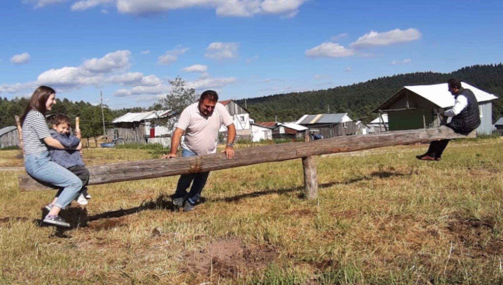 Unutulan bir geleneğin peşinde: Mudurnu yaylalarında cıngırdak yeniden kuruldu