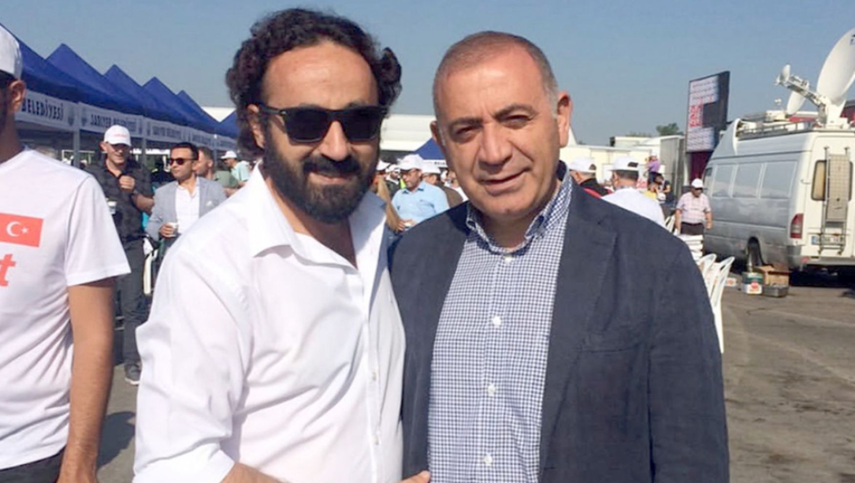 Düzgün Düzgün Bolululara Gürsel Tekin'in mesajlarını iletti