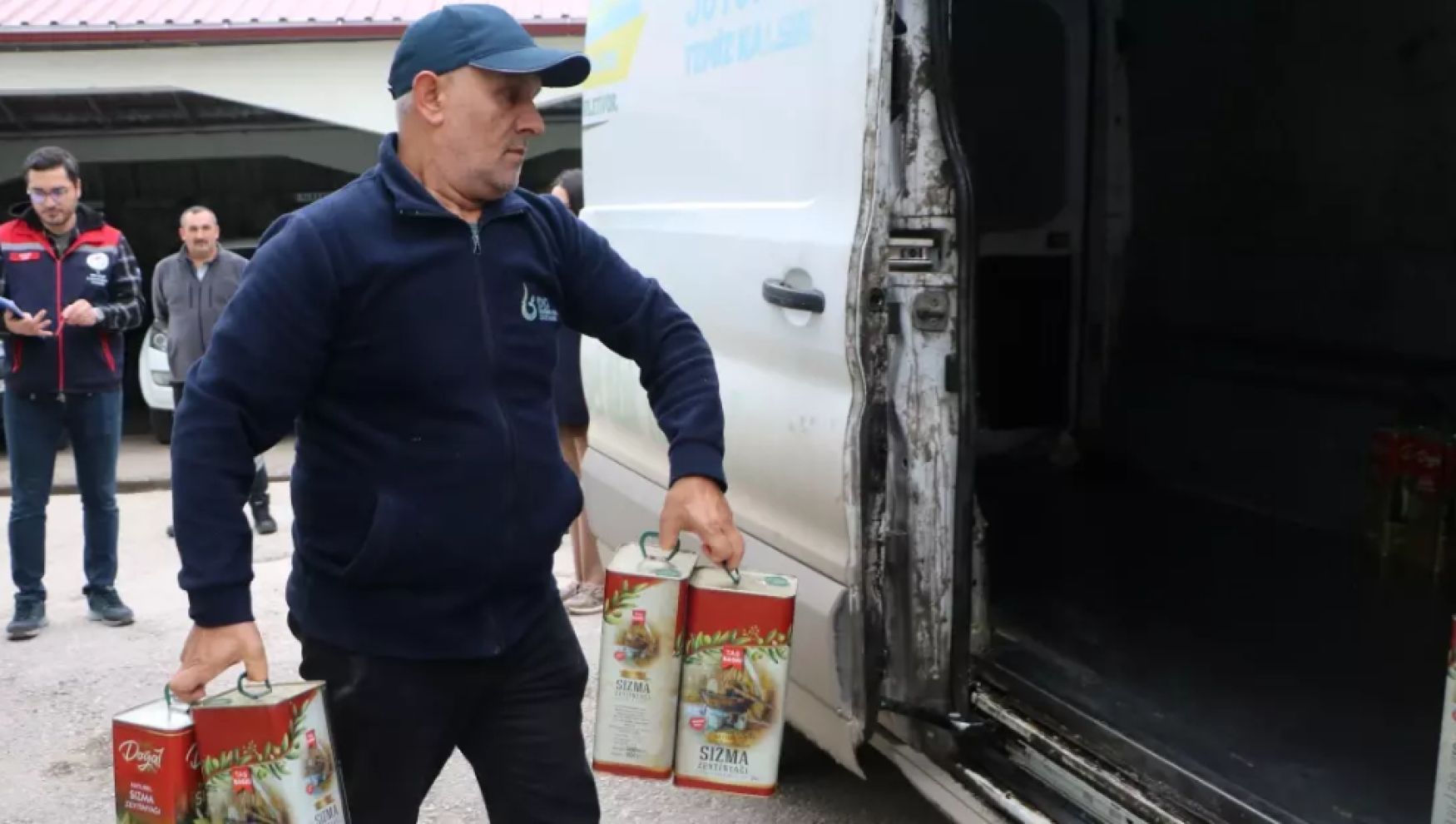 Bolu'da 1.500 litre sahte zeytinyağı toplandı