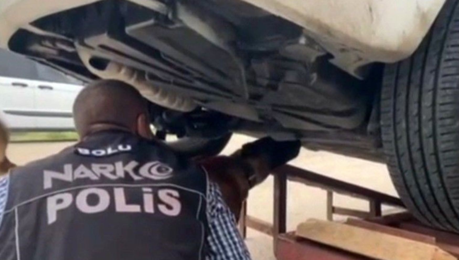 Huzur kenti Bolu’da uyuşturucu alarmı: 6 adrese operasyon