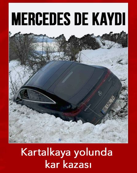 Kartalkaya yolunda Mercedes kar yığınına saplandı