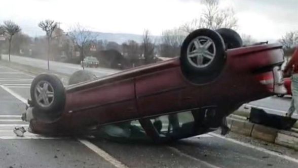 Bolu'da kontrolden çıkan otomobil takla attı: 1 yaralı