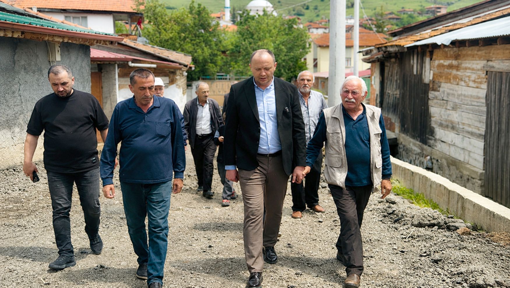 İsmail Akgül taşkın bölgesinde: Kalıcı çözüm şart
