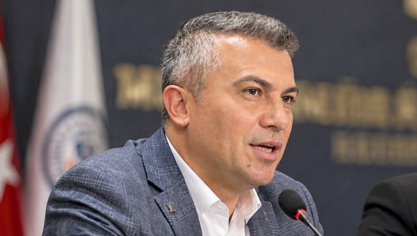 AK Parti'den Çetin Uç'a sert yanıt! 