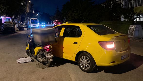 Bolu'da taksi ile motosiklet çarpıştı: Motokurye yaralandı