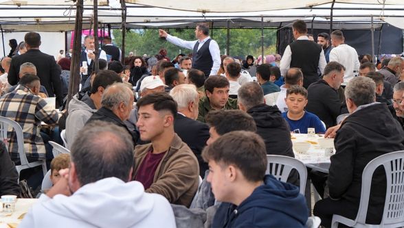 Çorumlular Bolu'da rekor kırdı: 41 kazan İskilip dolması için kuruldu, 10 bin kişi buluştu